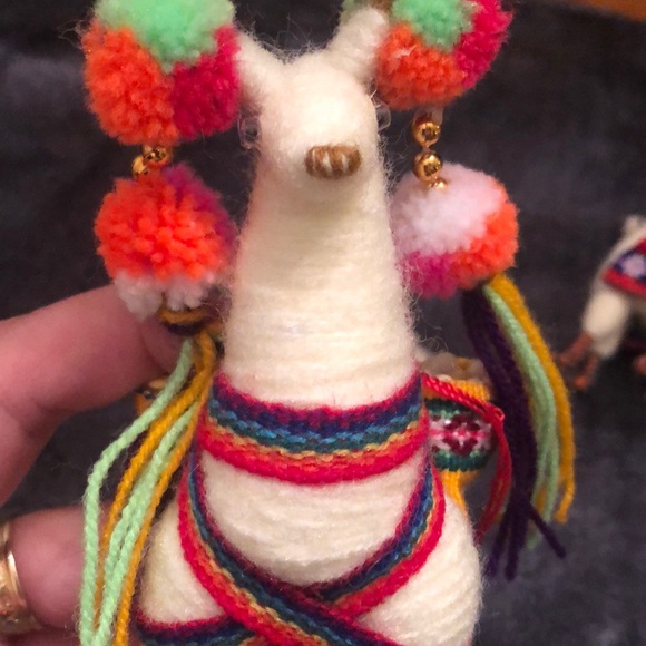 Colorful Wool Llama Figurines—lot of 2 - Picture 4 of 10